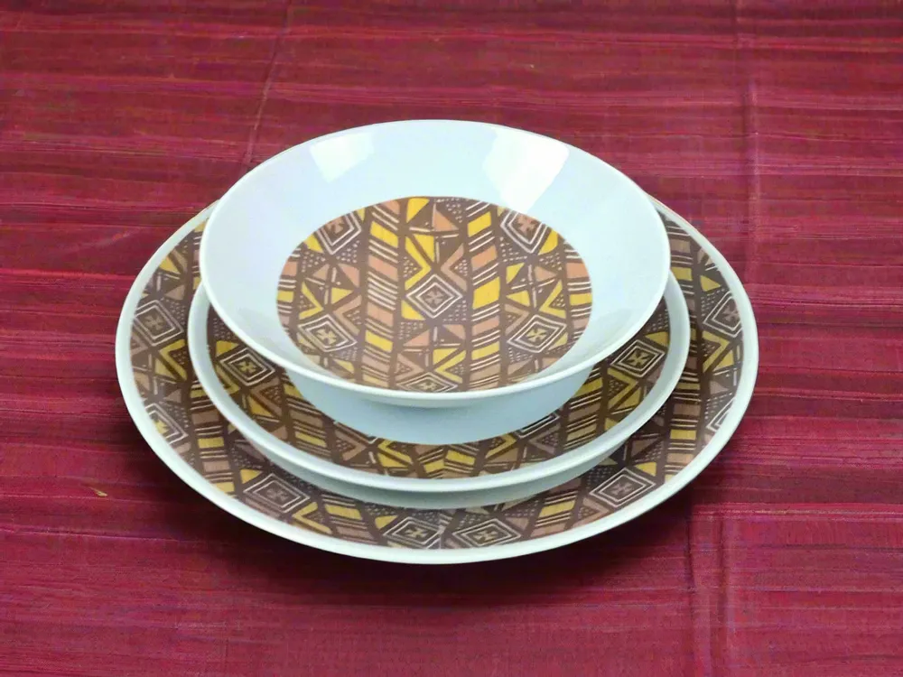 Gifts - Customizable Culinary Art Set: 6 Fine Porcelain Plates with Unique Bogolan Patterns - Made-to-Order Creations - KEMI HOME ART