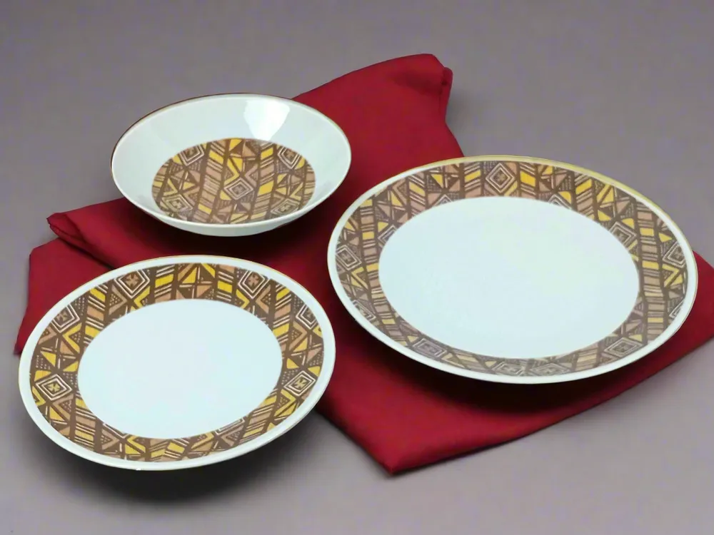 Gifts - Customizable Culinary Art Set: 6 Fine Porcelain Plates with Unique Bogolan Patterns - Made-to-Order Creations - KEMI HOME ART