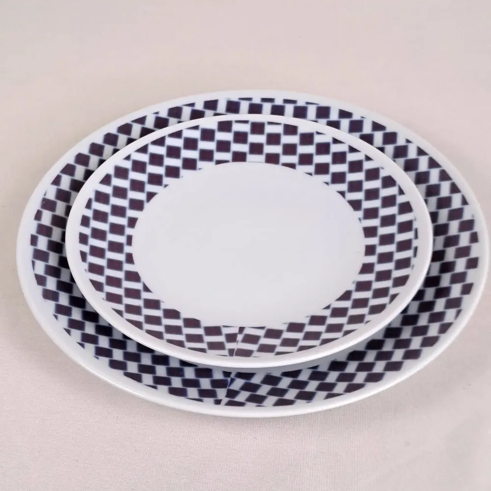 Cadeaux - Coffret d'assiettes en porcelaine personnalisables - Motif WAX Ludo Kouin, élégance africaine sur mesure pour vos repas - KEMI HOME ART