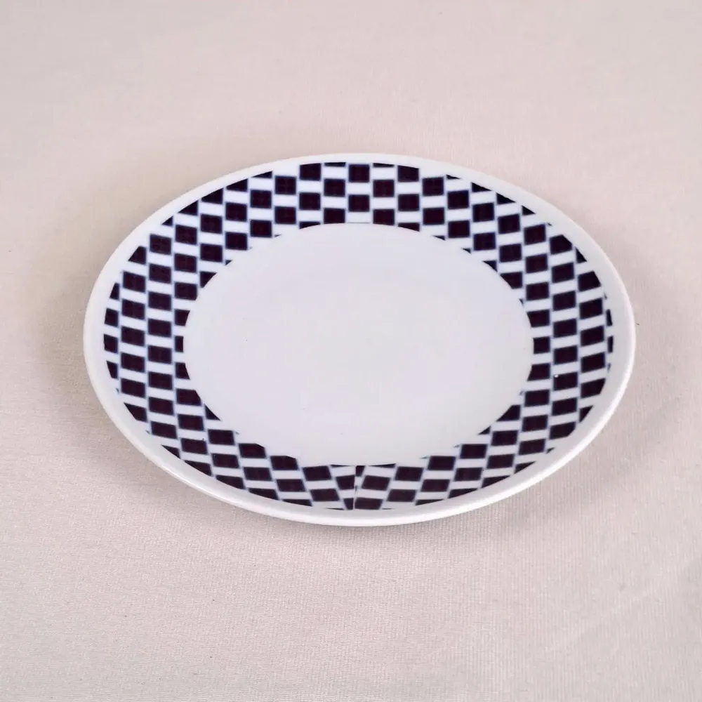 Cadeaux - Coffret d'assiettes en porcelaine personnalisables - Motif WAX Ludo Kouin, élégance africaine sur mesure pour vos repas - KEMI HOME ART