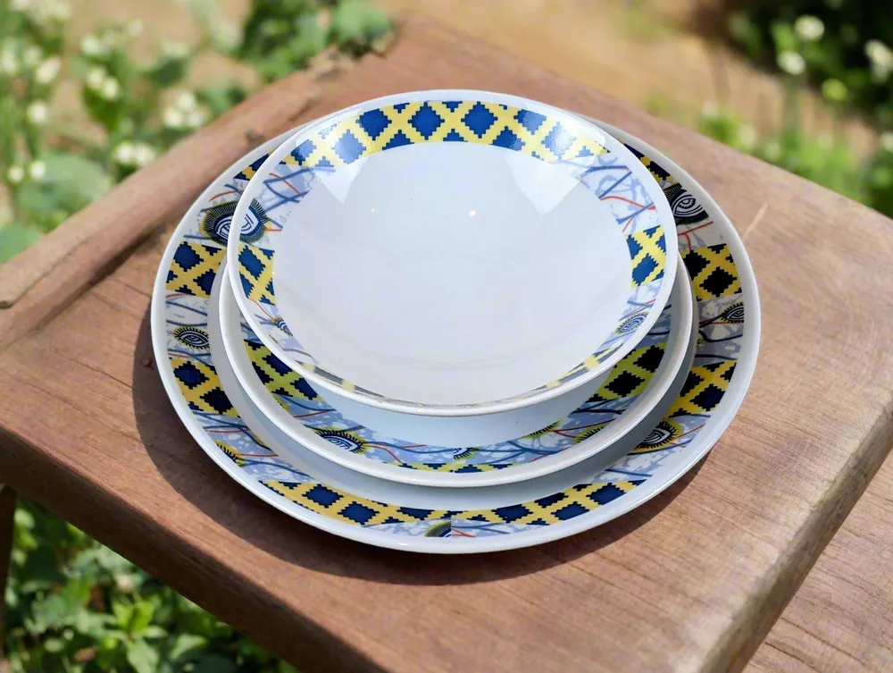 Gifts - WAX Elegance: Set of 6 Customizable French Porcelain Plates, « Eye of My Co-Wife » Motif – Bespoke Craftsmanship - KEMI HOME ART