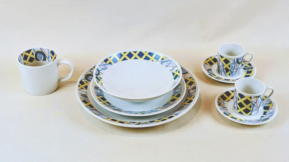 Gifts - WAX Elegance: Set of 6 Customizable French Porcelain Plates, « Eye of My Co-Wife » Motif – Bespoke Craftsmanship - KEMI HOME ART