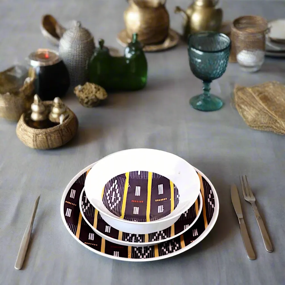 Gifts - Limited Edition: Set of 6 Customizable Porcelain Plates - Baoulé Black & Yellow Motif, Unique Ivorian Craftsmanship - KEMI HOME ART