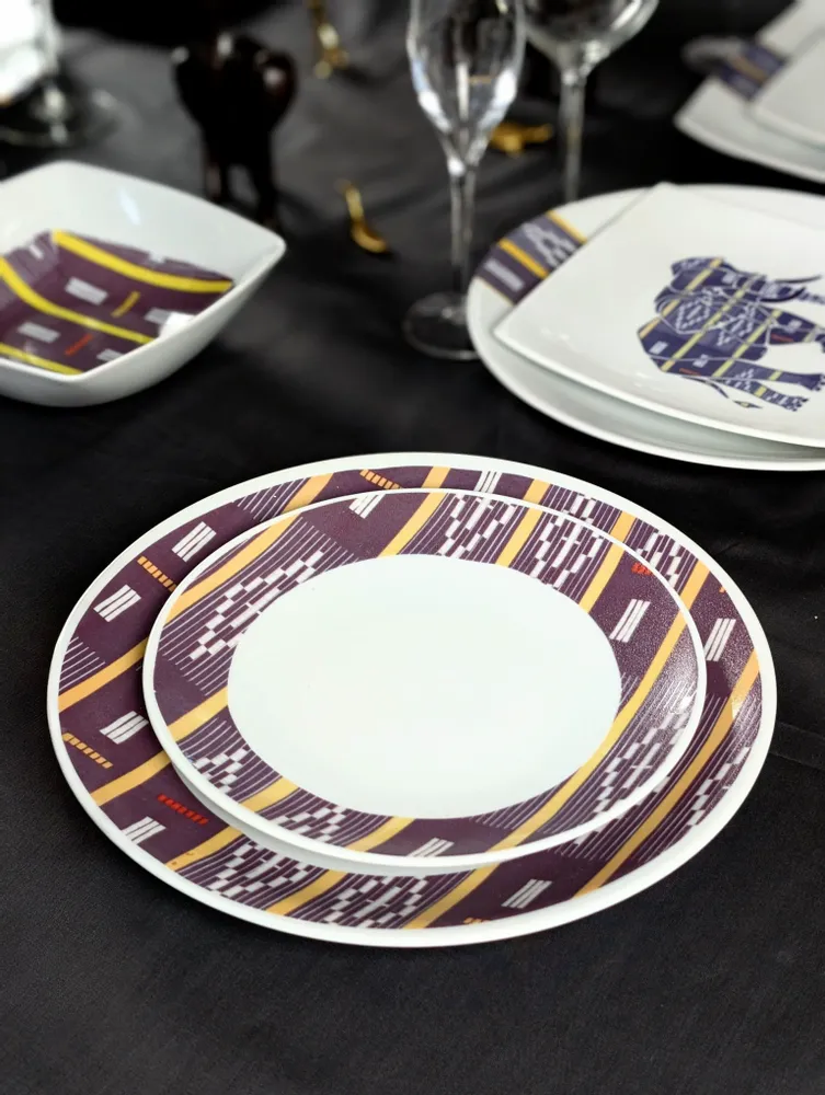 Gifts - Limited Edition: Set of 6 Customizable Porcelain Plates - Baoulé Black & Yellow Motif, Unique Ivorian Craftsmanship - KEMI HOME ART