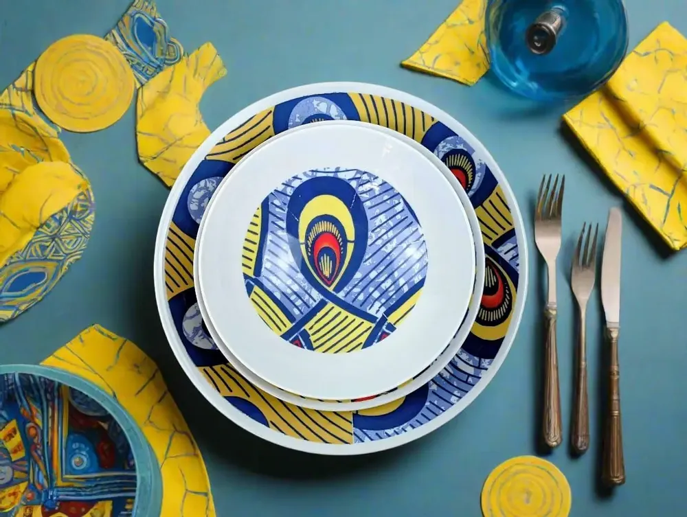 Gifts - WAX Brilliance: Set of 6 Fine French Porcelain Plates with Unique 'Intertwined Destinies' Motif – Fully Customizable - KEMI HOME ART