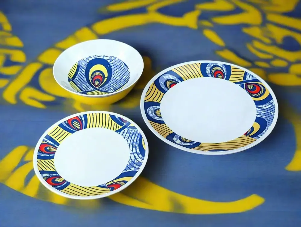 Gifts - WAX Brilliance: Set of 6 Fine French Porcelain Plates with Unique 'Intertwined Destinies' Motif – Fully Customizable - KEMI HOME ART