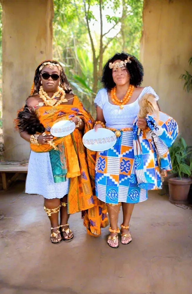 Gifts - Limited Edition: Set of 6 Customizable French Porcelain Plates - Unique Gold Adinkra Motifs, Handcrafted to Order - KEMI HOME ART