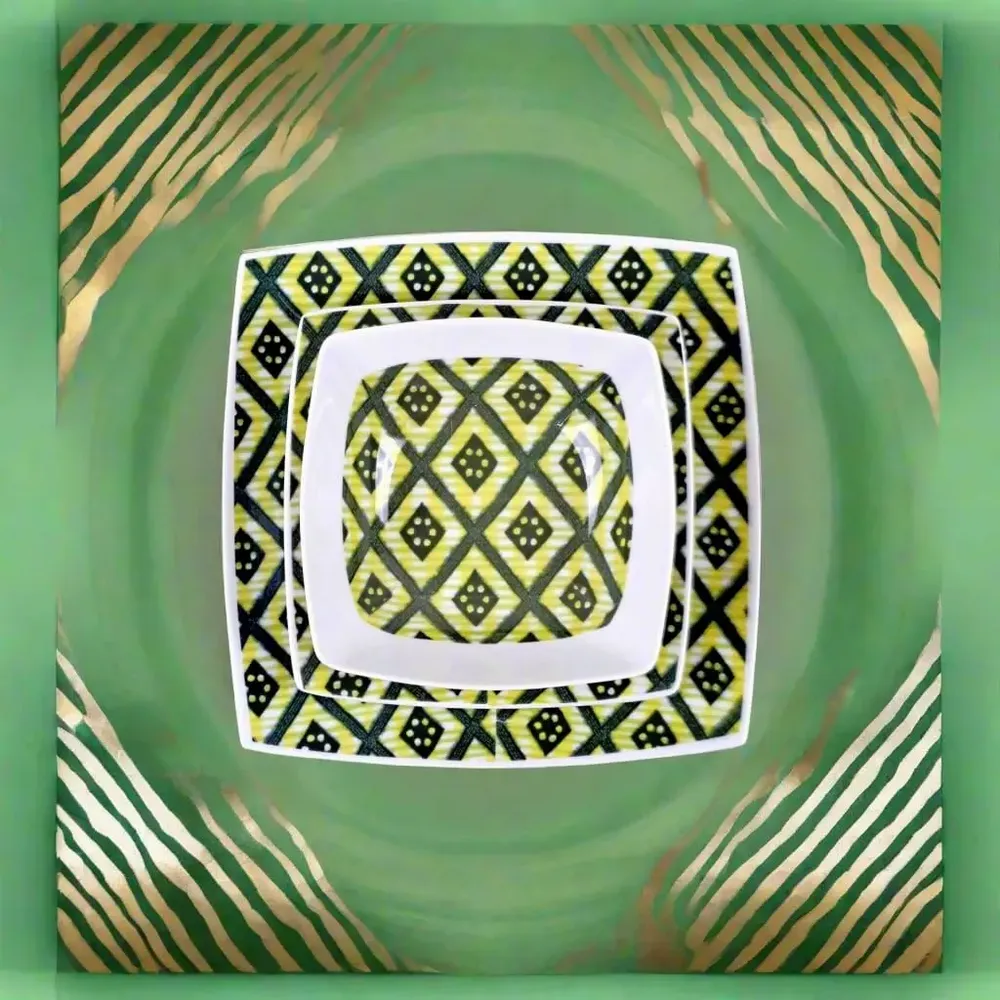 Cadeaux - Éclat Yoruba : Coffret de 6 assiettes en porcelaine française personnalisables, motif « Ibukunoluwa » – Artisanat d'exception sur mesure - KEMI HOME ART