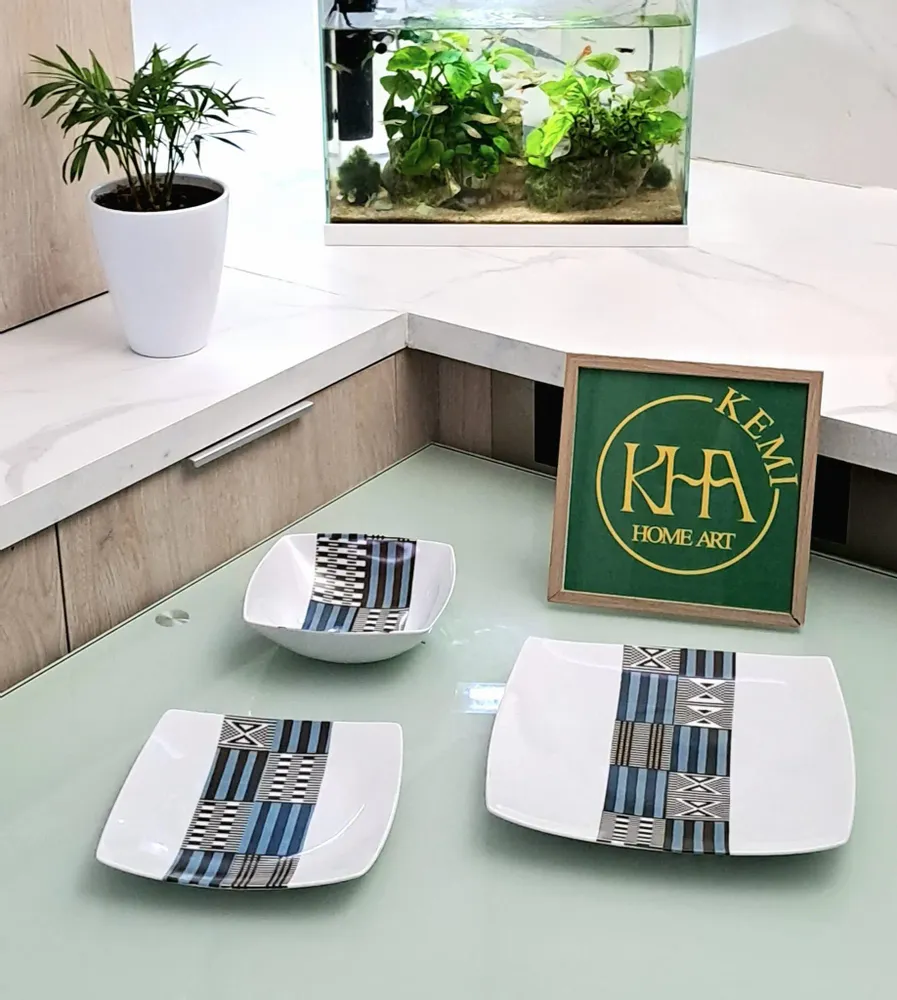 Cadeaux - Édition Limitée : Coffret de 6 Assiettes en Porcelaine Personnalisables - Motif Kounta Bleu du Niger, Artisanat d'Excellence - KEMI HOME ART