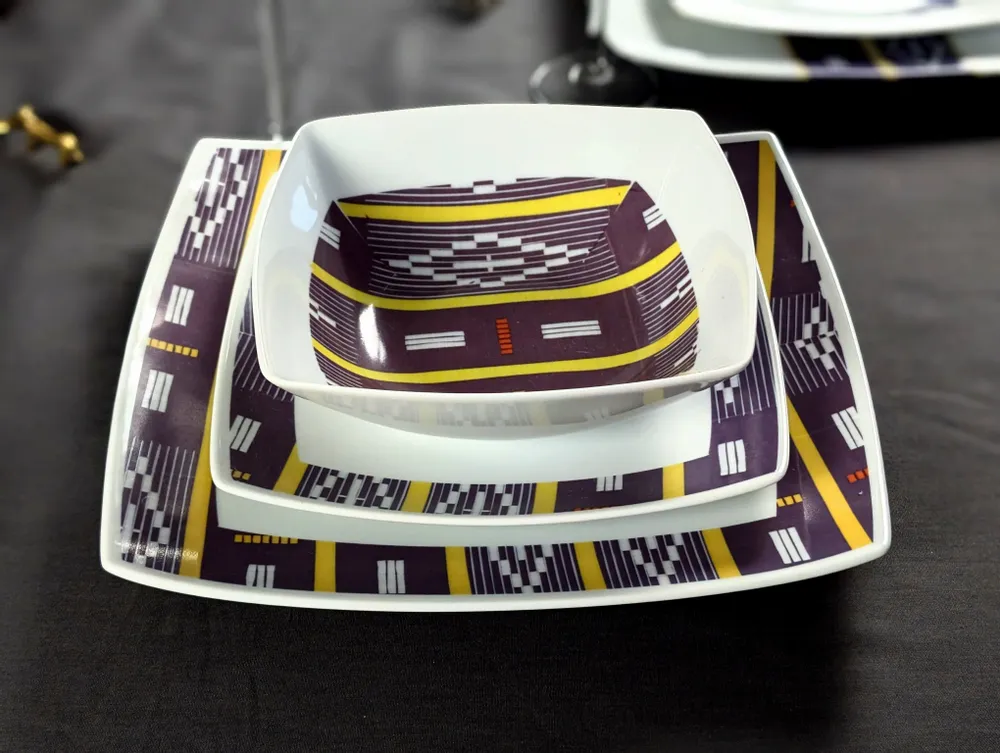 Gifts - Baoulé Art Set: 6 Customizable Square Porcelain Plates – Unique Black & Yellow Ethnic Pattern - KEMI HOME ART