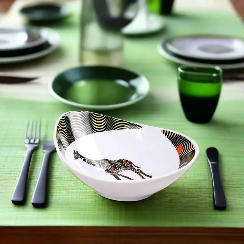 Gifts - The Allure of the Unique: Set of 6 Customizable Oval Porcelain Plates with Captivating WAX Motif - KEMI HOME ART