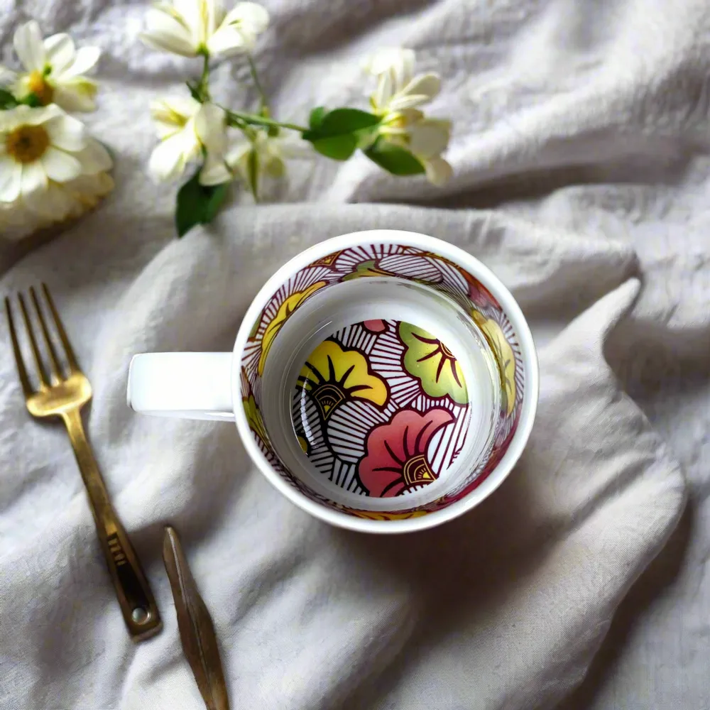Gifts - Customizable Porcelain Mug - « Wedding Flowers » Wax Pattern in Vibrant Red Magenta - Unique French Craftsmanship - KEMI HOME ART