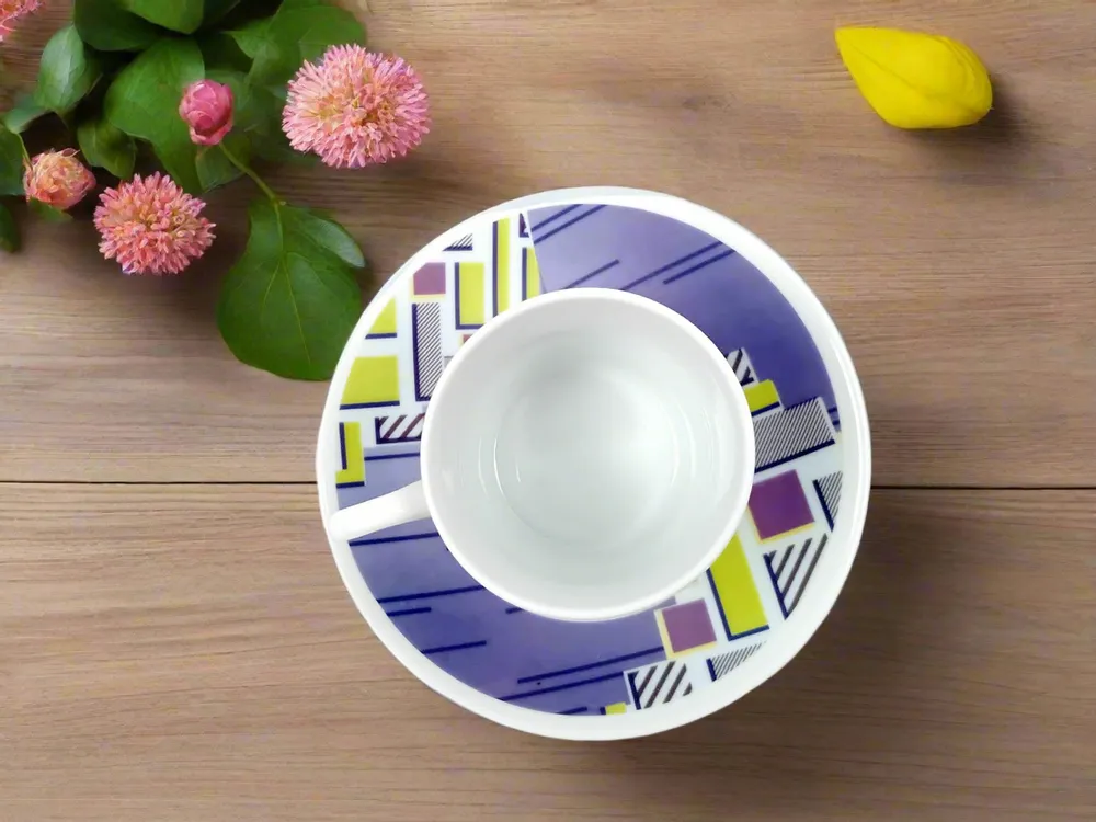 Cadeaux - Élégante Tasse à Café Personnalisable avec Soucoupe en Porcelaine Fine - Motif WAX Milliardaire Unique et Sur Mesure - KEMI HOME ART