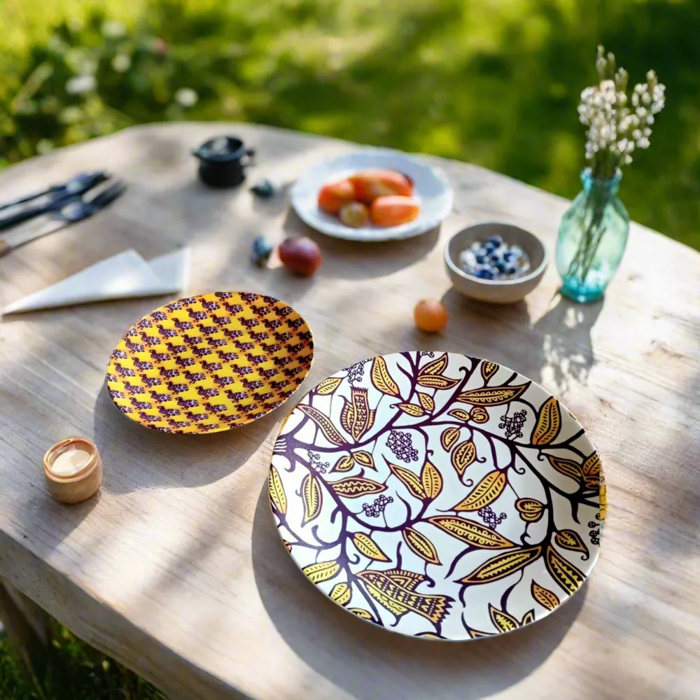 Gifts - Customizable Porcelain Plate Set: « Makaïva » WAX Pattern – African Elegance Made to Order - KEMI HOME ART