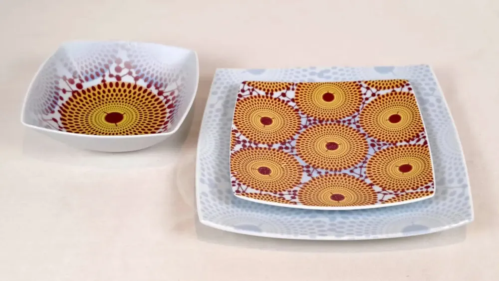 Gifts - Culinary Art Set: 6 Customizable Square French Porcelain Plates - Unique Gammaphone Pattern - KEMI HOME ART