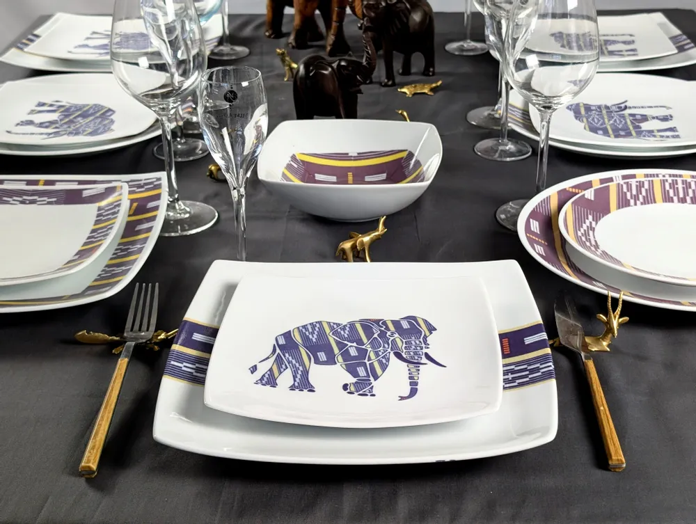 Gifts - Baoulé Elephants: Customizable Square Porcelain Plate Set - Ivorian Craftsmanship & Tradition - KEMI HOME ART