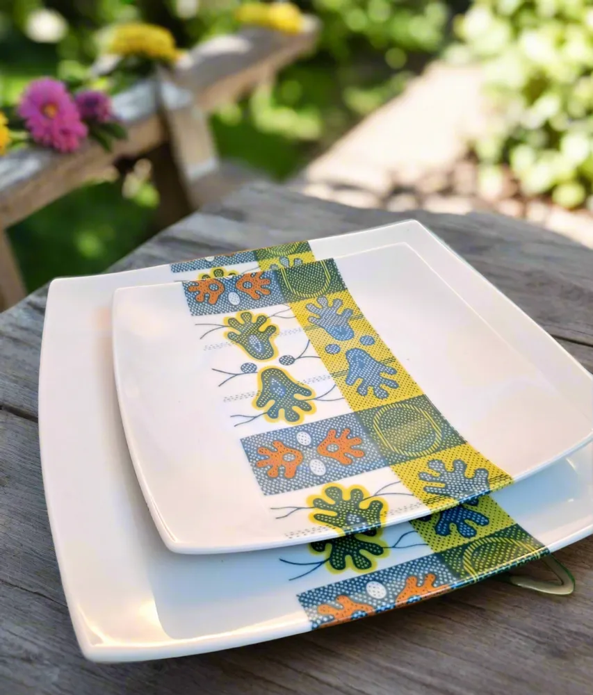Gifts - Customizable Square Porcelain Plate Set - African WAX 'Ton Pied Mon Pied' Pattern - Elegance and Unity for Your Table - KEMI HOME ART