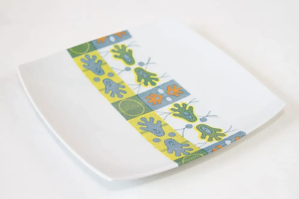 Gifts - Customizable Square Porcelain Plate Set - African WAX 'Ton Pied Mon Pied' Pattern - Elegance and Unity for Your Table - KEMI HOME ART