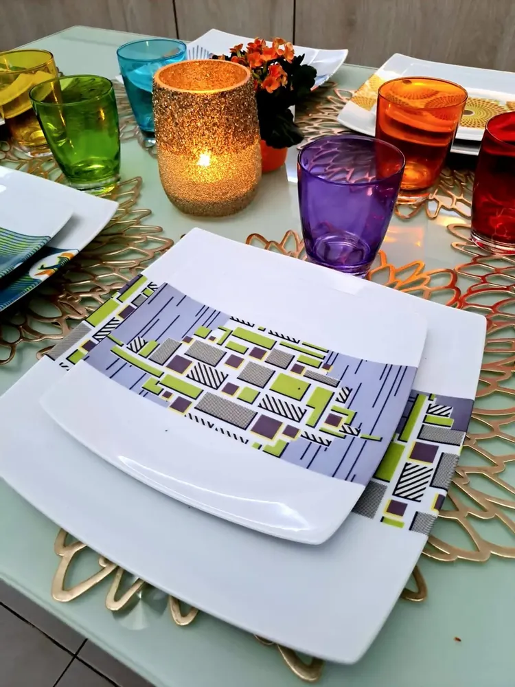 Gifts - Prestige Edition: Set of 12 Customizable Square Porcelain Plates - Unique WAX Billionaire Pattern - KEMI HOME ART