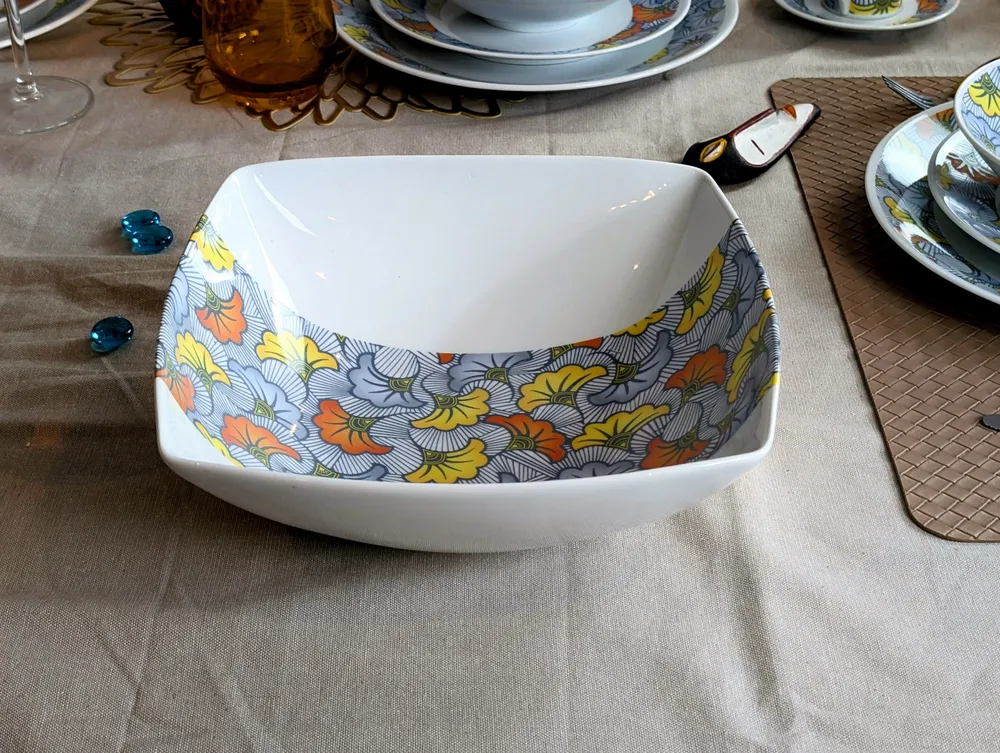 Gifts - Customizable Porcelain Bowl - Vibrant 'Wedding Flowers' Wax Design in Gift Box - KEMI HOME ART