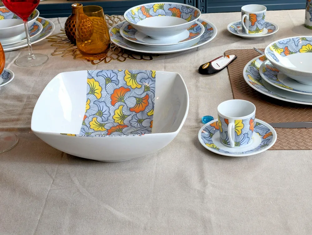 Gifts - Customizable Porcelain Bowl - Vibrant 'Wedding Flowers' Wax Design in Gift Box - KEMI HOME ART