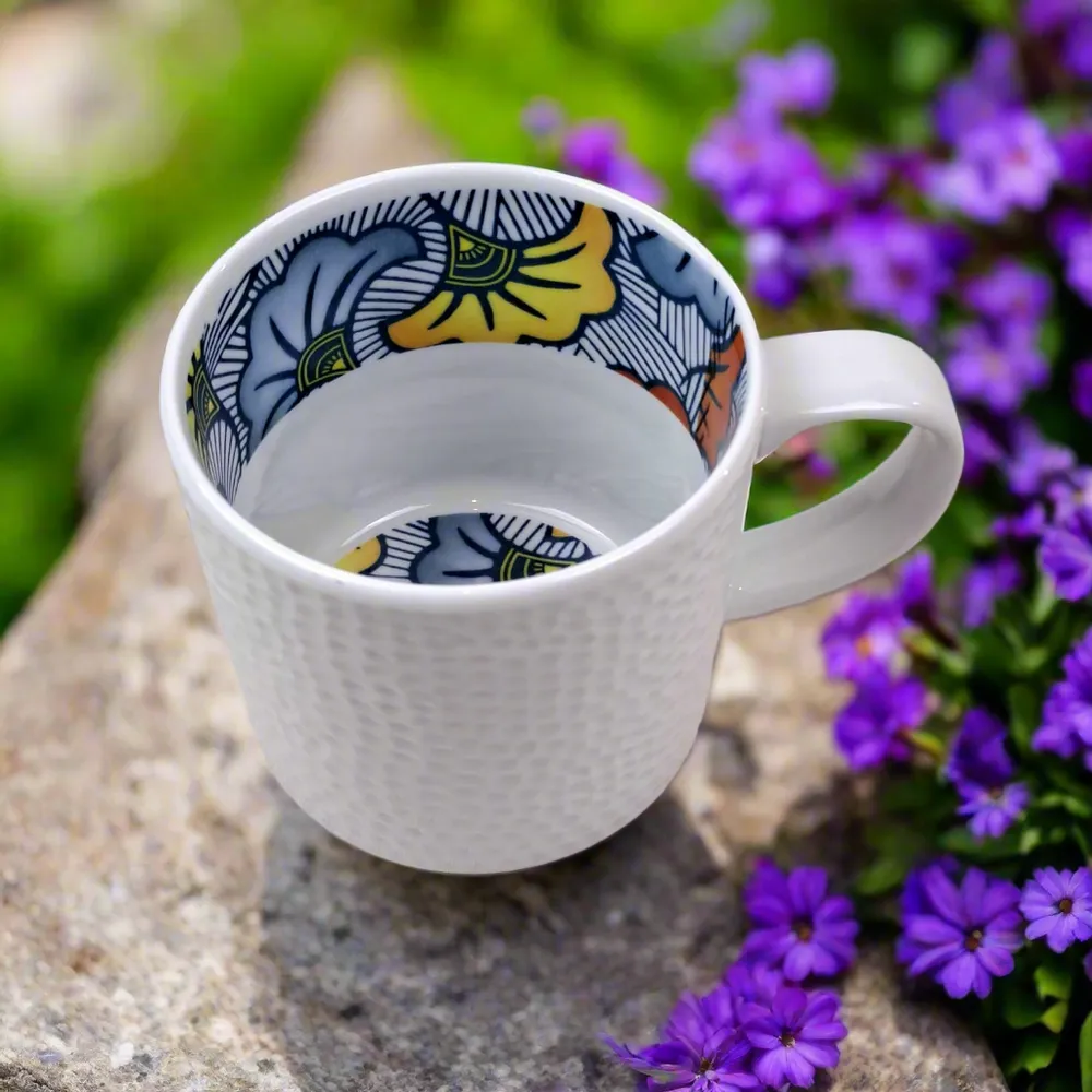 Gifts - Customizable Fine Porcelain Mug: « Wedding Flowers » Wax Design for a Unique Coffee Experience - KEMI HOME ART