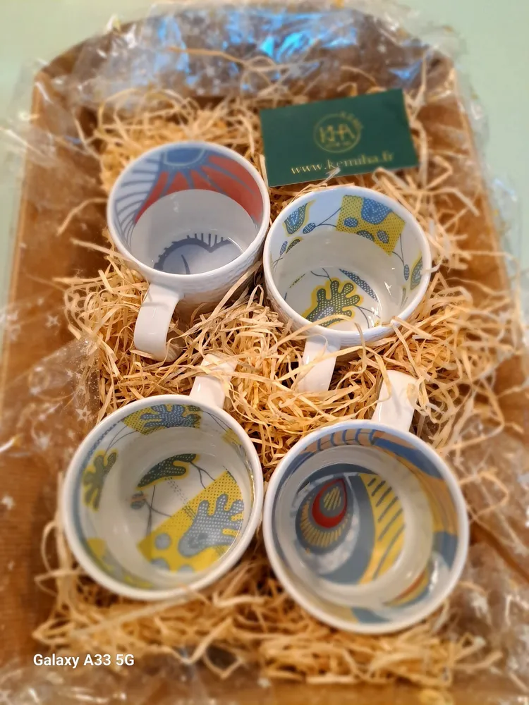 Gifts - Customizable Fine Porcelain Mug: « Wedding Flowers » Wax Design for a Unique Coffee Experience - KEMI HOME ART