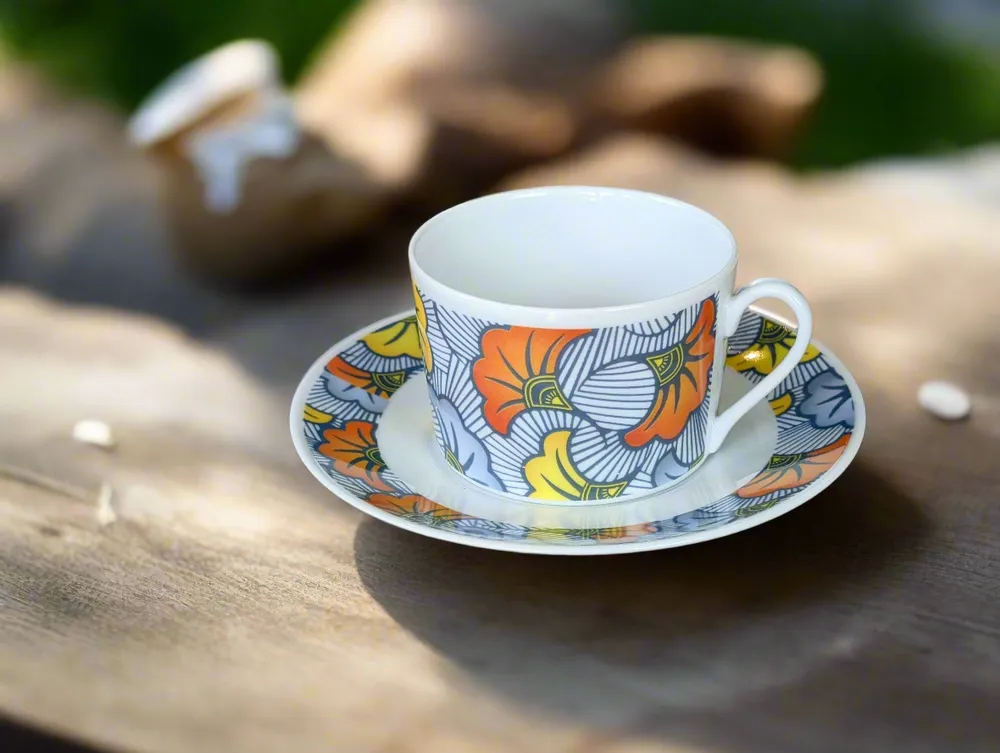 Gifts - Lovers' Tea Set: Customizable Porcelain Cup & Saucer - Exclusive 'Wedding Flowers' Wax Pattern - KEMI HOME ART