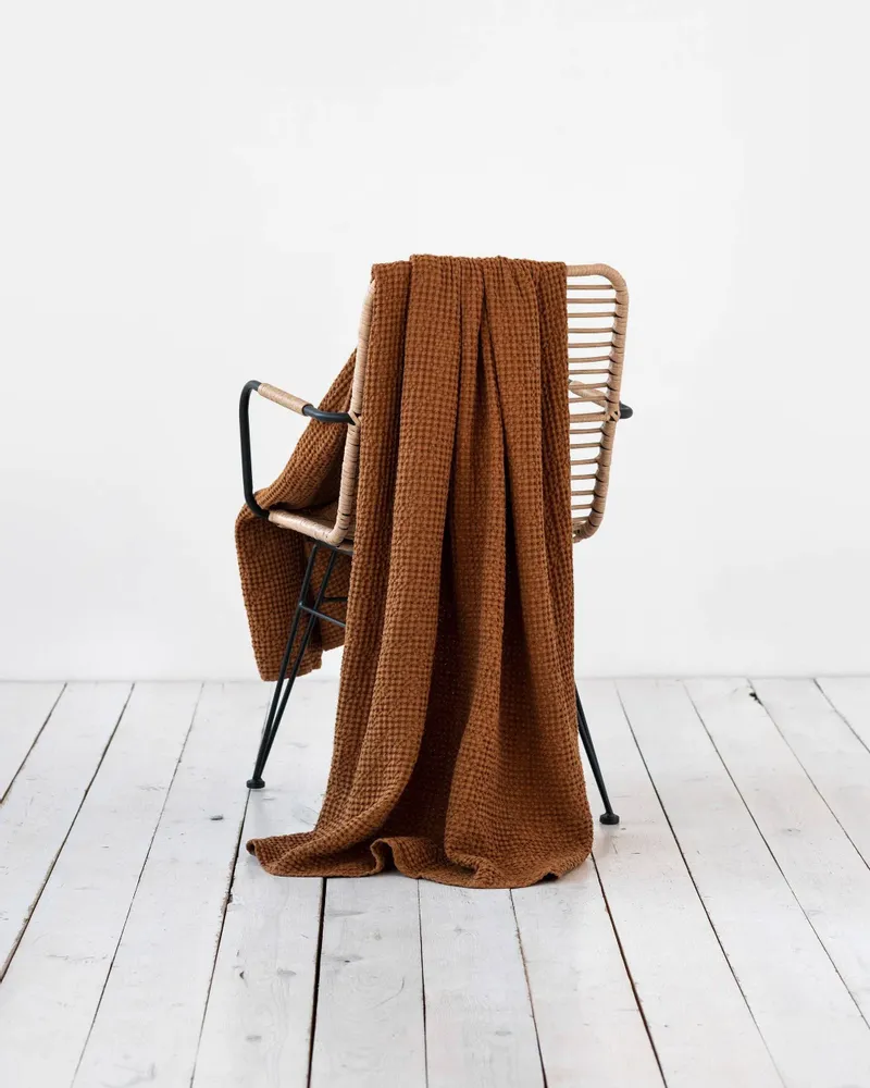 Throw blankets - Linen waffle throw blanket in Cinnamon - MAGICLINEN