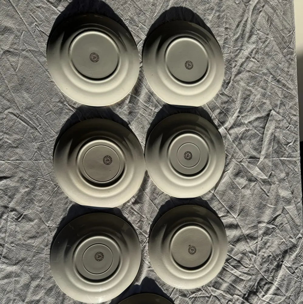 Formal plates - Set of 7 small turquoise dessert plates with gold border L'amandino - OFFICE OBJETS