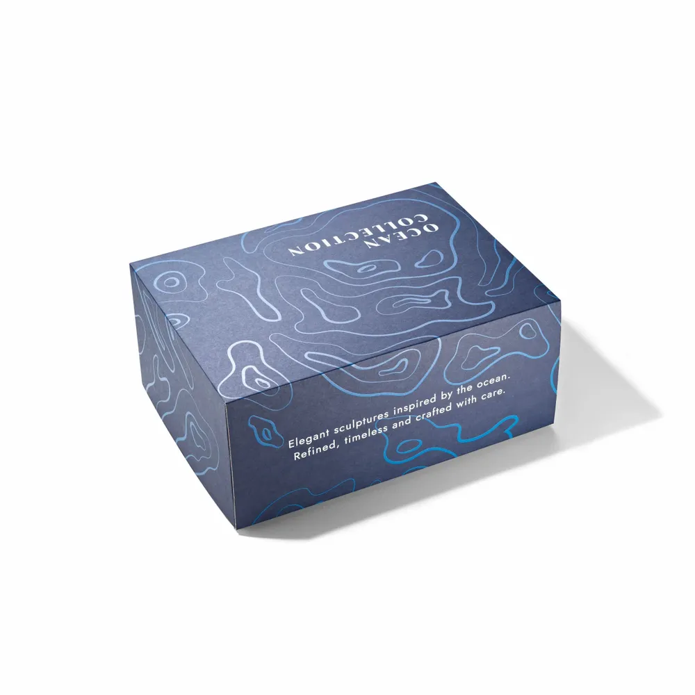 Hotel bedrooms - Porcelain Shark Sculpture – Silver Edition - OCEANSTORE DESIGN