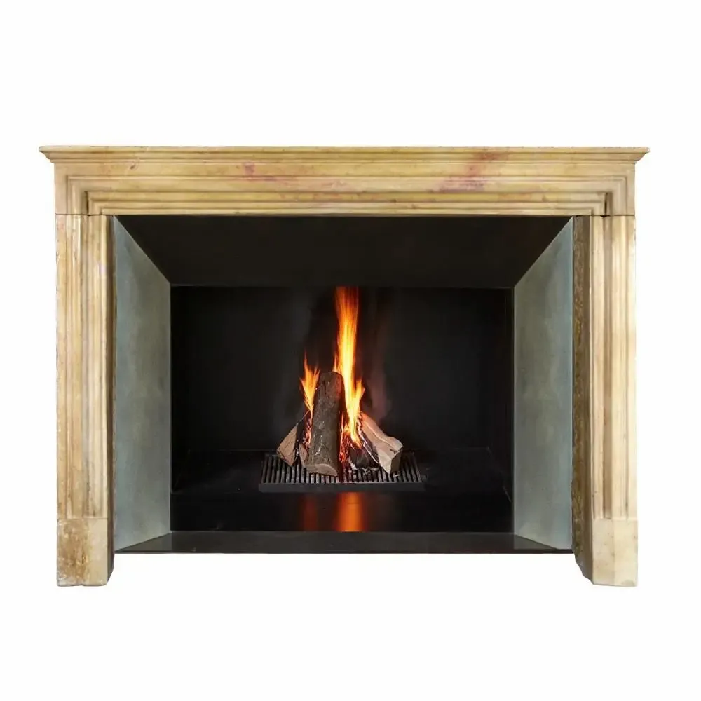 Decorative objects - French Limestone Fireplace. - MAISON LEON VAN DEN BOGAERT