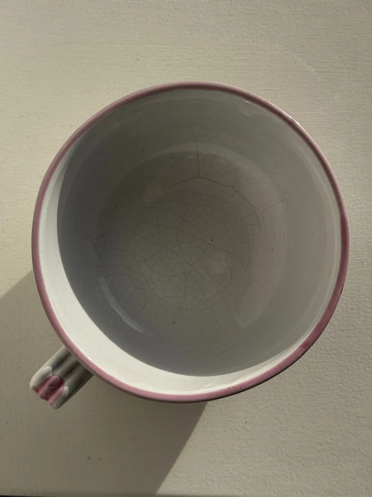 Tasses et mugs - Grande tasse en faïence à liseré rose et motif de fleurs rose H7 D15 - OFFICE OBJETS