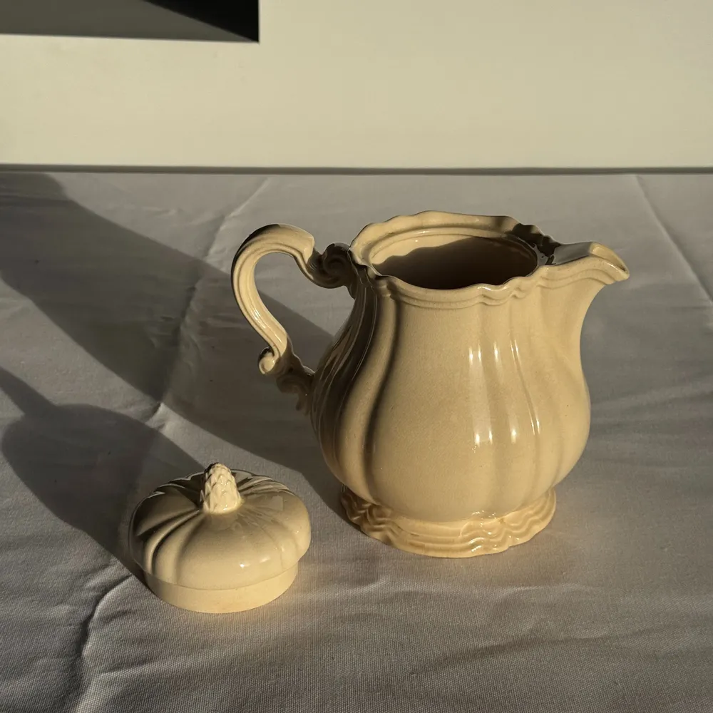 Accessoires thé et café - Théière crème et son pot à sucre Sarreguemines France - OFFICE OBJETS