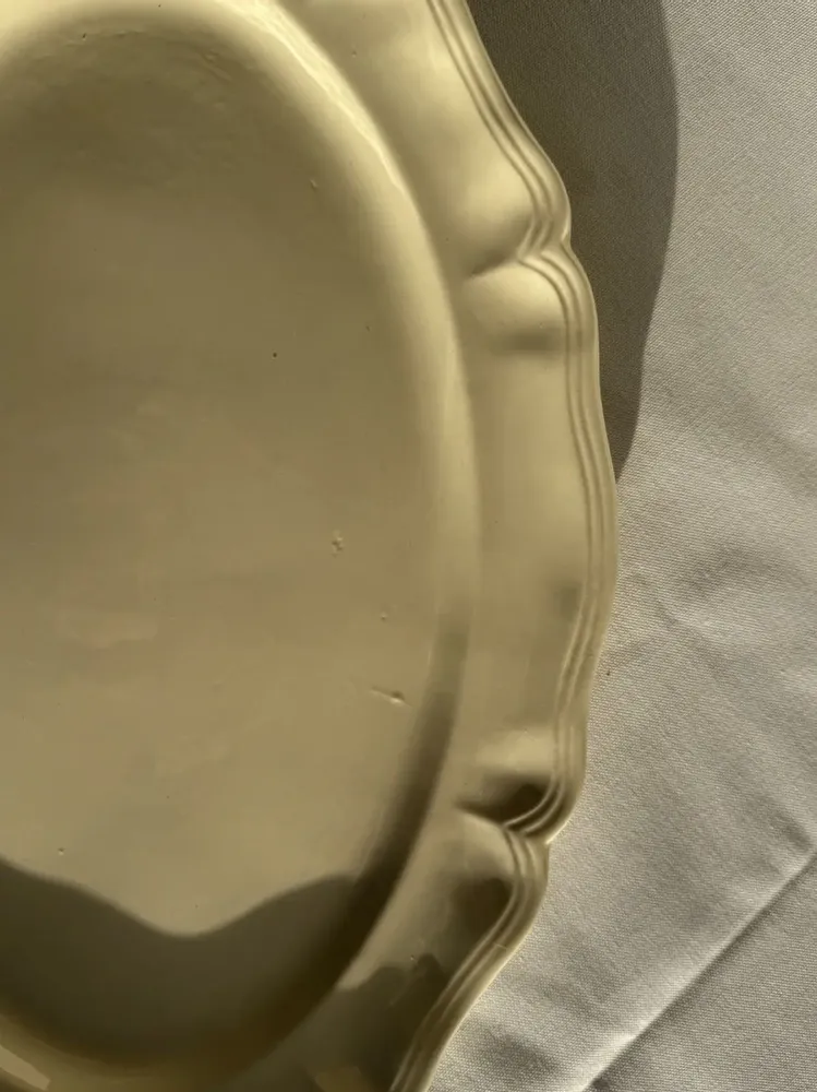 Platter and bowls - Large oval dish in cream earthenware Sarreguemines France L44 - OFFICE OBJETS