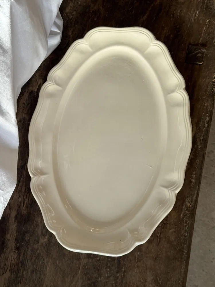 Platter and bowls - Large oval dish in cream earthenware Sarreguemines France L44 - OFFICE OBJETS
