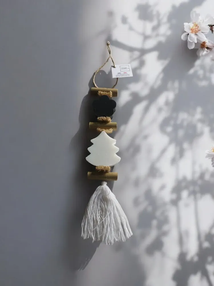 Savons - Tresse 1 Savon Fleur parfum fleur de Gingembre et 1 Savon Sapin Blanc - FABRIQUE LOMAELLE