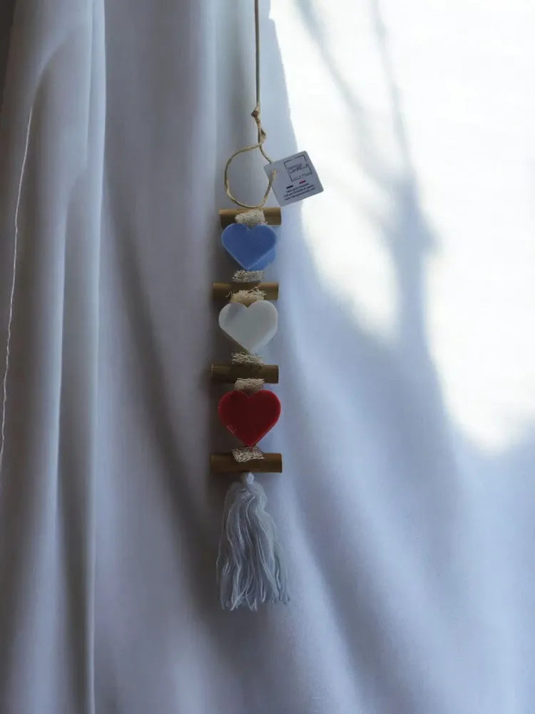 Savons - Tresse 1 Savon Cœur Ecume et 1 Savon Cœur Bergamote 1 Savon Cœur Fruit Rouge - FABRIQUE LOMAELLE