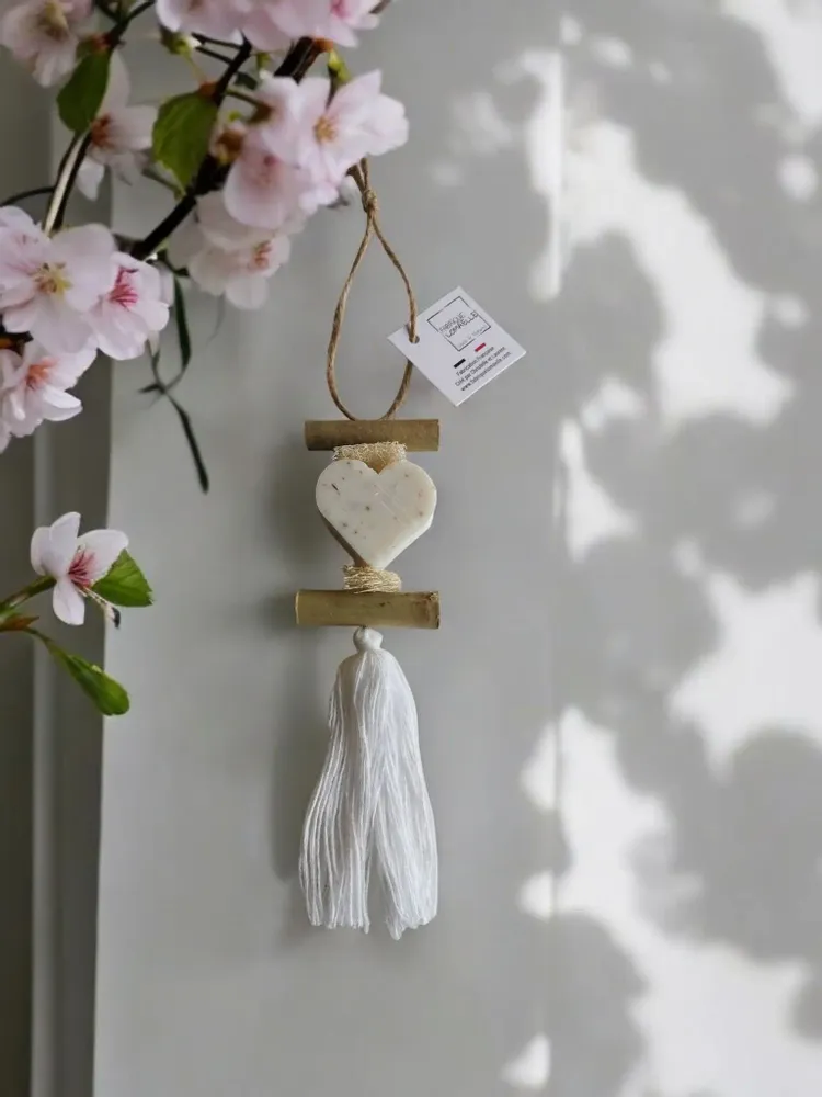 Savons - Tresse 1 Savon Cœur Parfum Lavande Fleur Blanche - FABRIQUE LOMAELLE