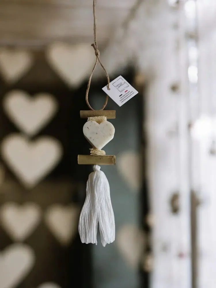 Savons - Tresse 1 Savon Cœur Parfum Lavande Fleur Blanche - FABRIQUE LOMAELLE