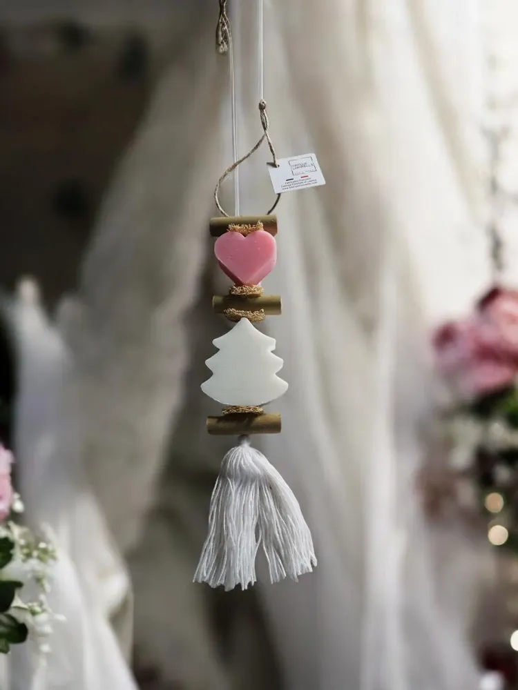 Savons - Tresse 1 Savon Coeur Rose et 1 Savon Sapin Blanc - FABRIQUE LOMAELLE