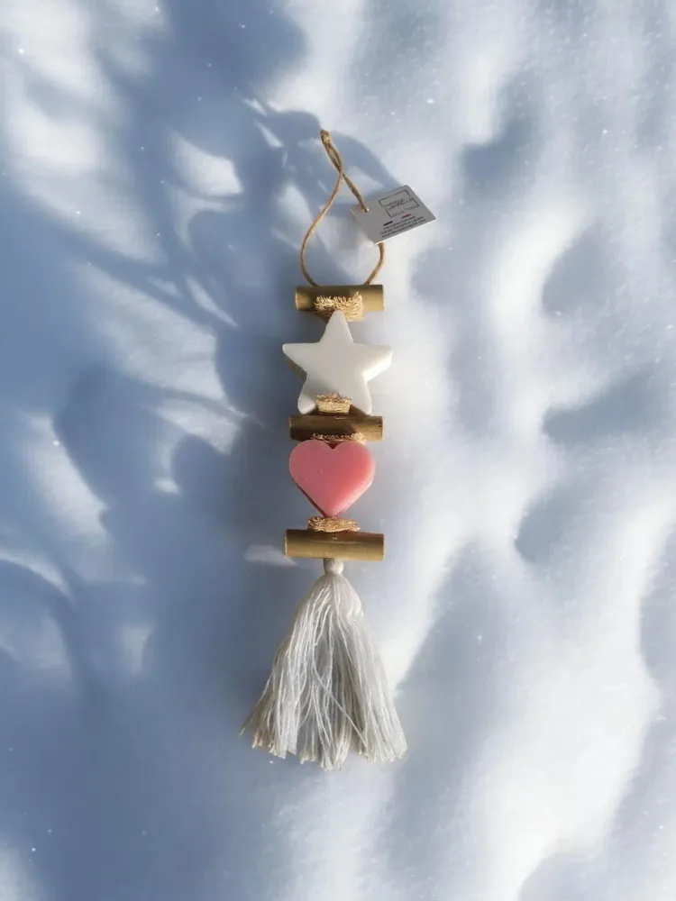 Savons - Tresse 1 Savon Etoile Blanche et 1 Savon Cœur Rose - FABRIQUE LOMAELLE