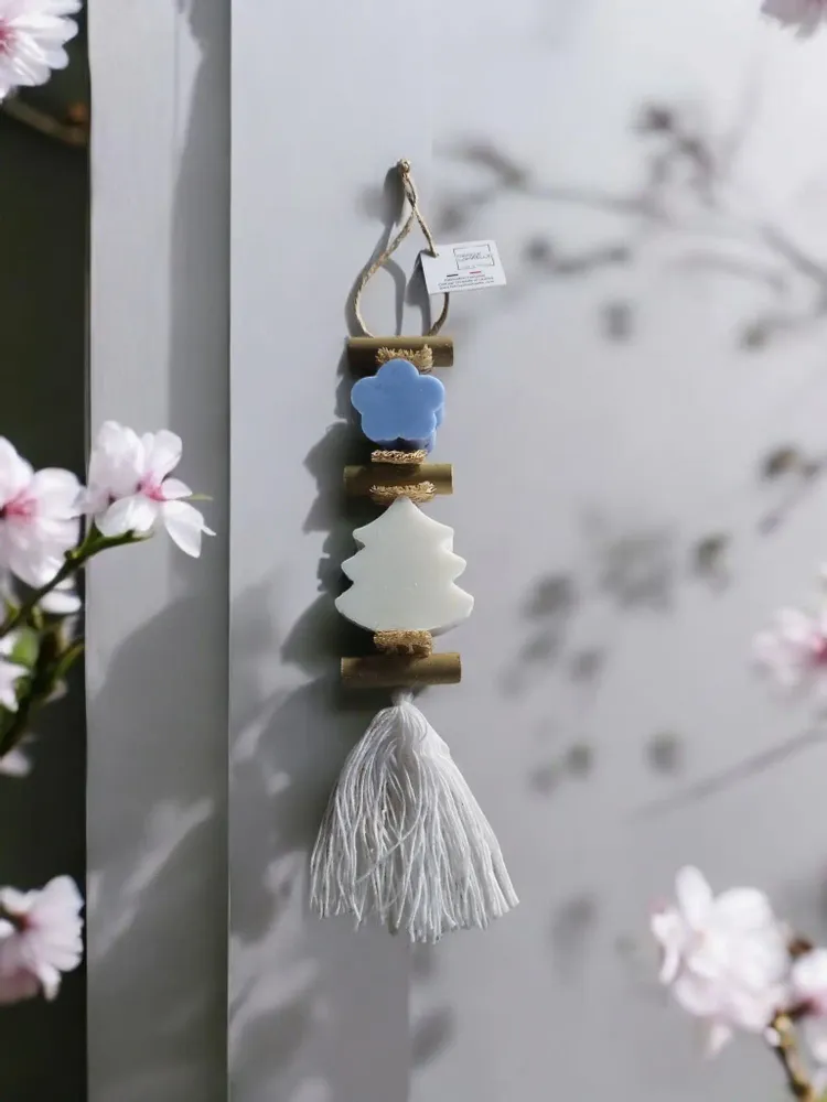 Soaps - Braided soap: 1 Flower Foam Soap and 1 White Fir Bergamot Soap - FABRIQUE LOMAELLE