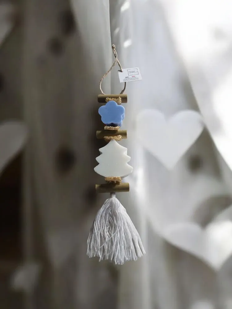 Soaps - Braided soap: 1 Flower Foam Soap and 1 White Fir Bergamot Soap - FABRIQUE LOMAELLE