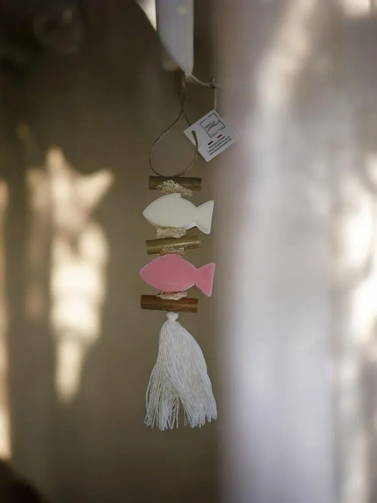 Savons - Tresse 1 Savon Poisson Bergamote 1 Savon Poisson Rose - FABRIQUE LOMAELLE