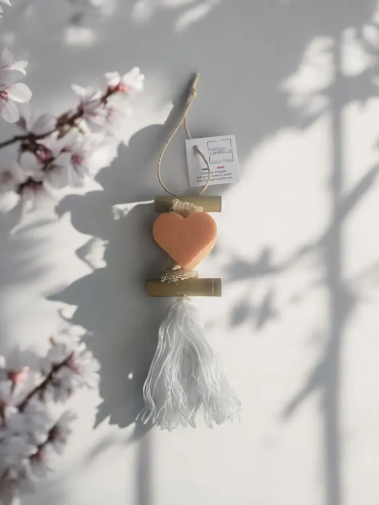 Savons - Tresse 1 Savon Cœur Parfum Fleur d'Oranger - FABRIQUE LOMAELLE