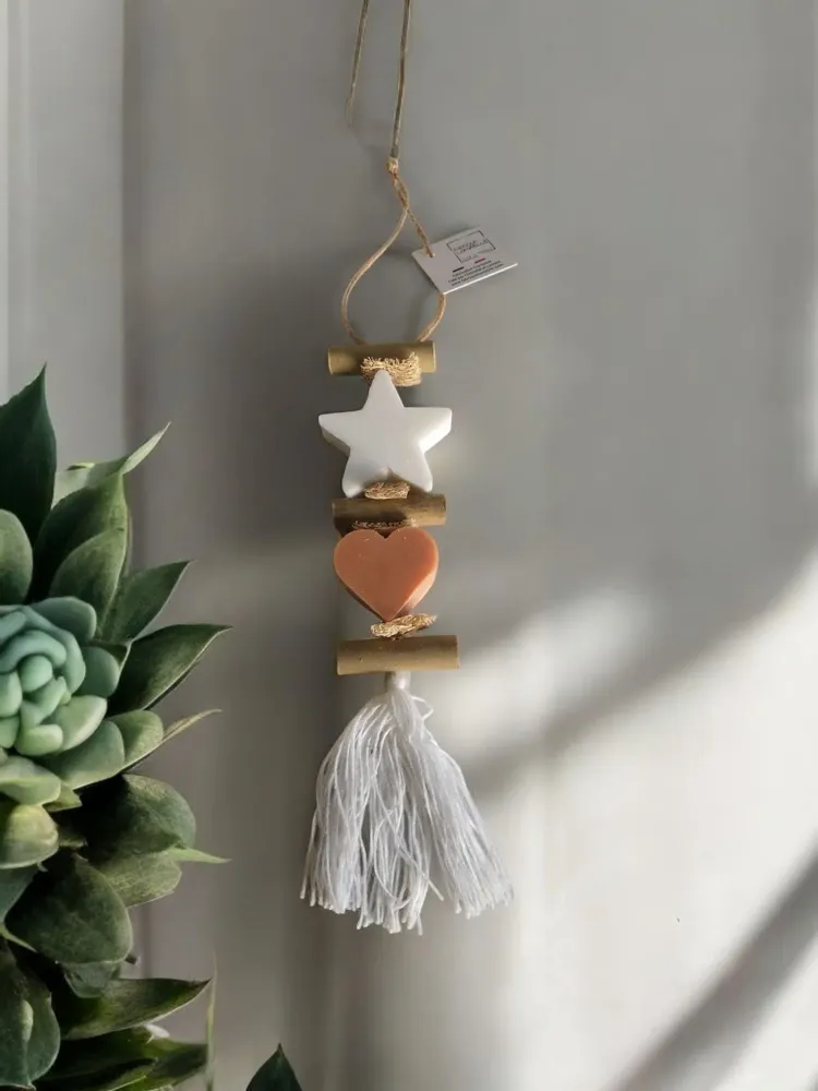 Savons - Tresse 1 Savon Etoile Blanche et 1 Savon Cœur Fleur de D'oranger - FABRIQUE LOMAELLE