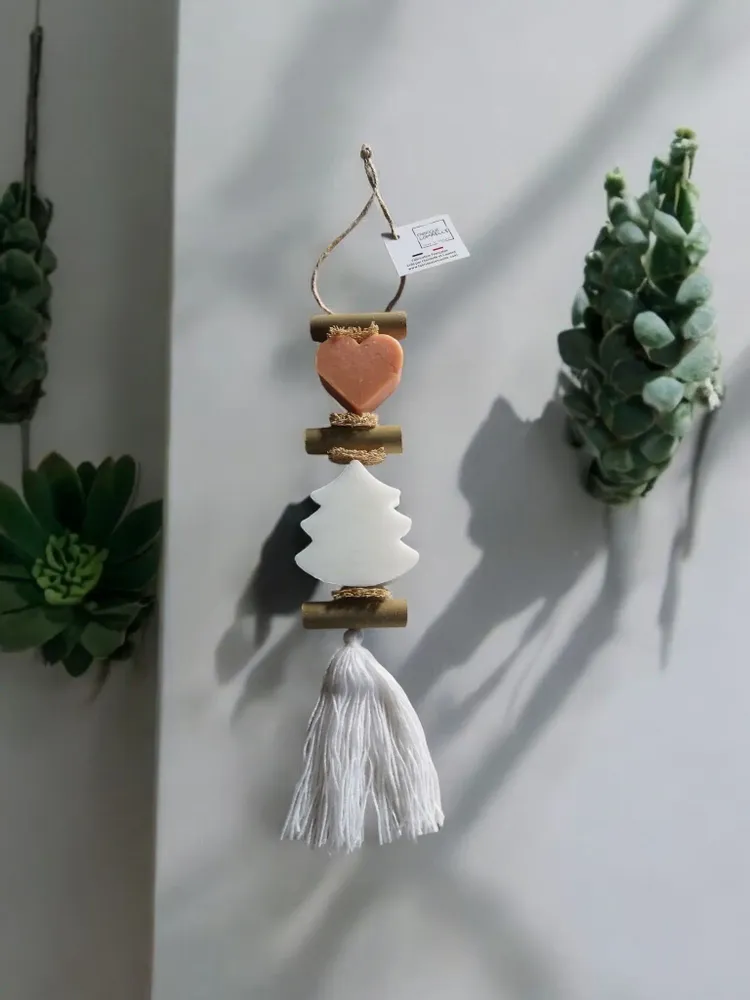 Savons - Tresse 1 Savon Cœur Fleur d'Oranger et 1 Savon Sapin Blanc Bergamote - FABRIQUE LOMAELLE