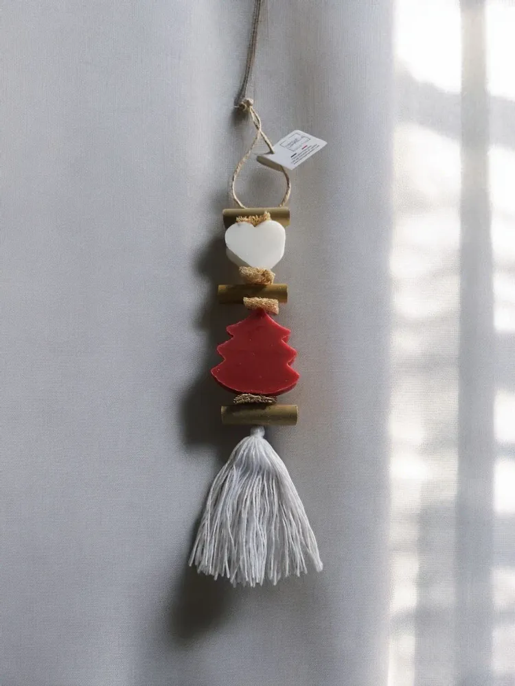 Savons - Tresse 1 Savon Coeur Bergamote et 1 Savon Sapin Fruit Rouge - FABRIQUE LOMAELLE