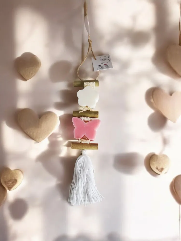 Soaps - Braided 1 Bergamot Flower Soap and 1 Pink Butterfly Soap - FABRIQUE LOMAELLE